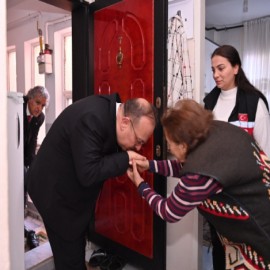 Şehit annesinin dinmeyen acısını paylaştı