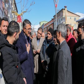 Vatandaşın şikayetini yerinde inceledi