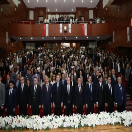 Vali Akmeşe 13 üniversiteyi buluşturan dev zirvede konuştu!