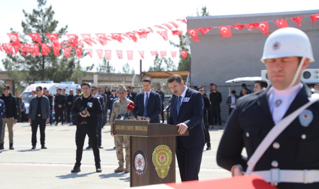 “Bu bayrak inmeyecek, bu ezan susmayacak, bu ülke bölünmeyecek”