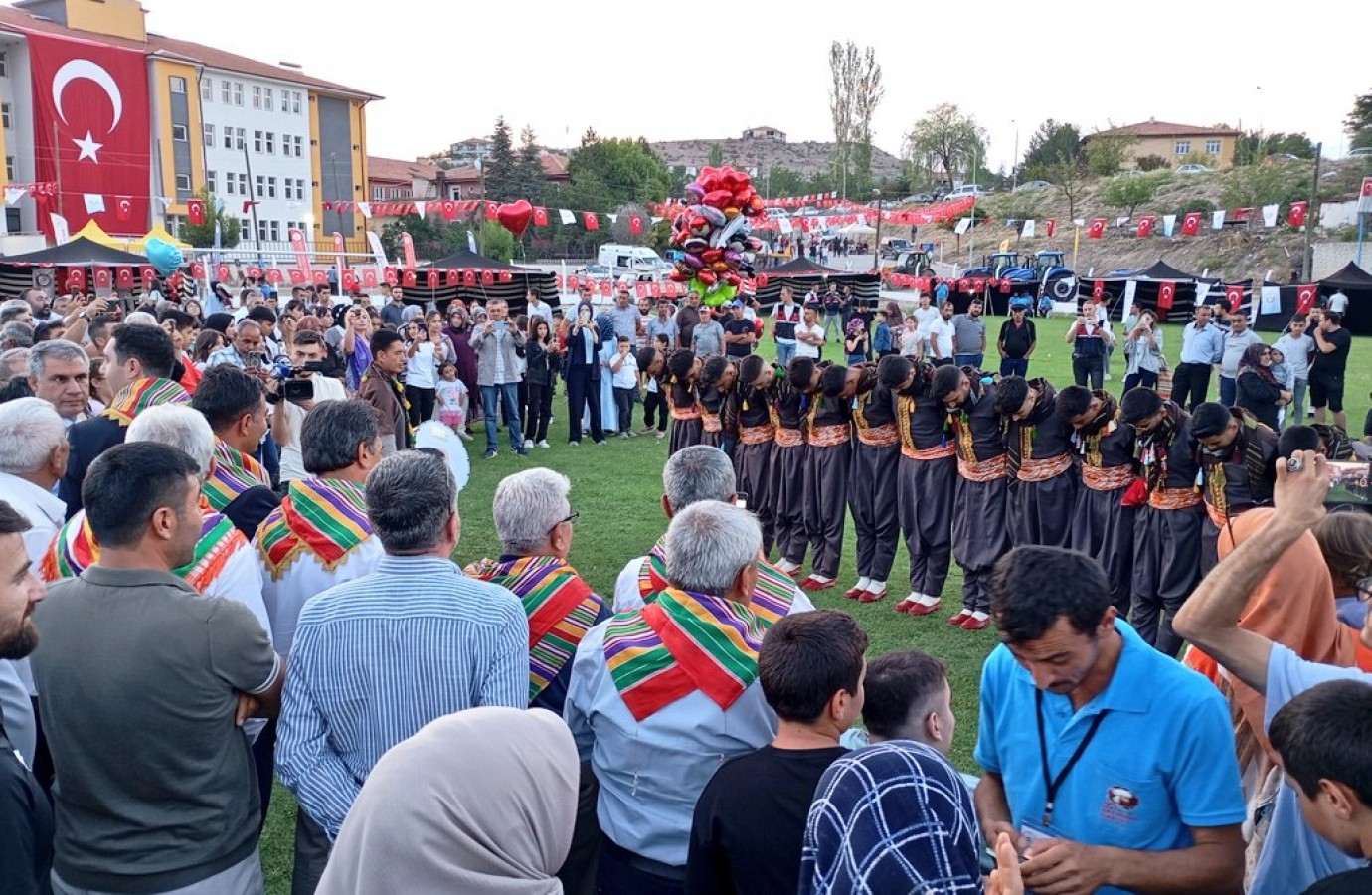 Karakeçili'deki festival coşkusu sürüyor;