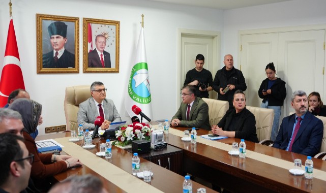 "Türk milletinin köklü destanlarını, öğrenciler sahneye taşıyacak"