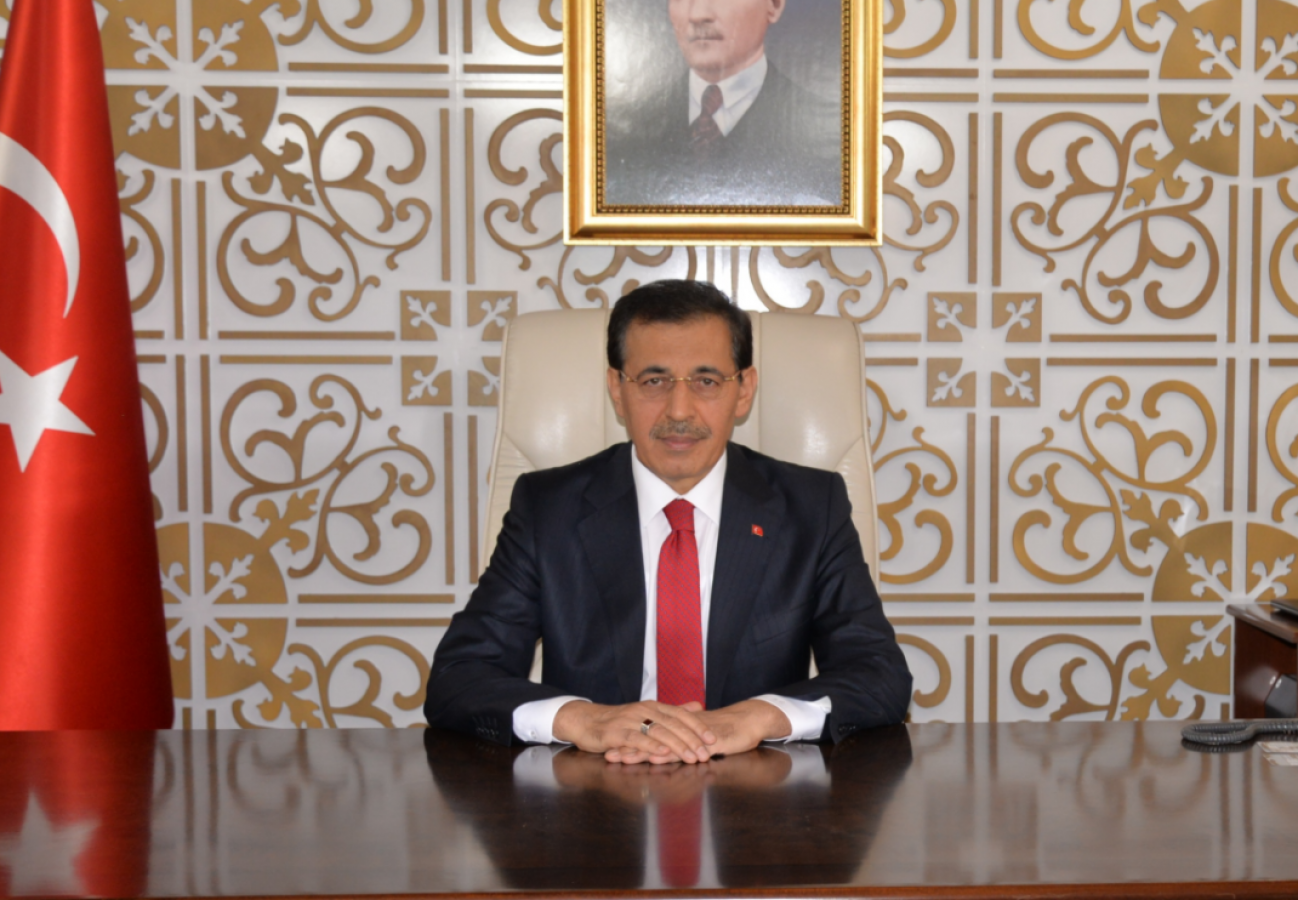 Ahmet ÜMİT