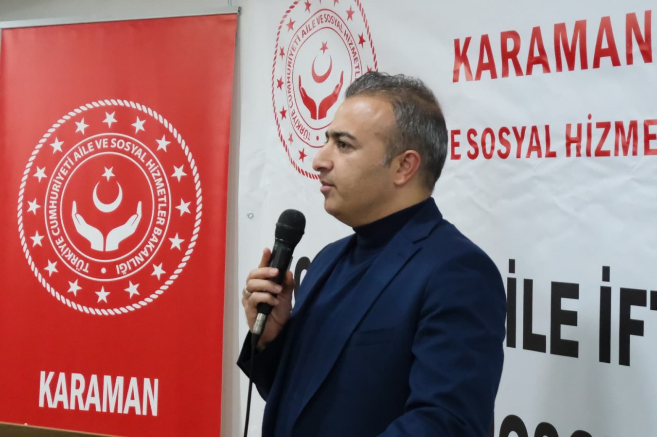 Vali Çiçek: “Koruyucu ailelik hizmeti sadaka-i cariye hükmündedir”