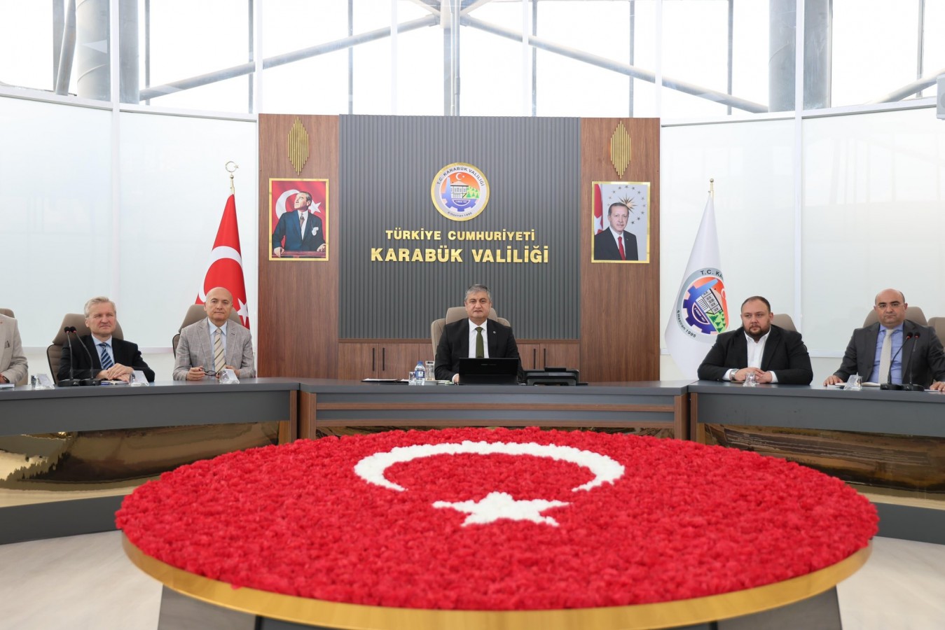 "Sahipsiz hayvanlar konusu, toplumsal bir sorumluluktur";