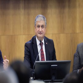 “Sahipsiz hayvanlar konusunu Adana’nın gündeminden çıkaracağız”