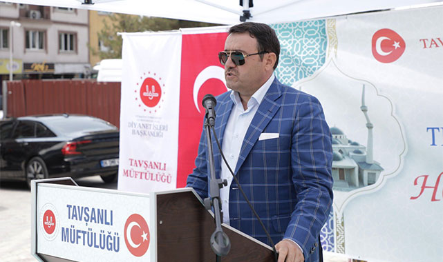 ''Bizim kültürümüzde camiler toplumsal dayanışmanın da merkezidir'';