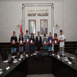 “Hatay'ın çocukları, yeniden ayağa kalkmayı ve başarmayı bilir"