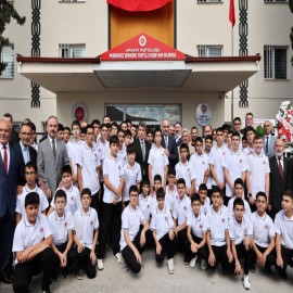 "Kur’an kursları; gençlerin gelişimine büyük katkı sağlıyor"