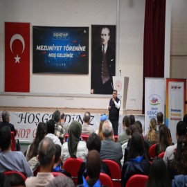 "Sizler, Bilimin Yüzyılı’na yön verecek nesilsiniz"