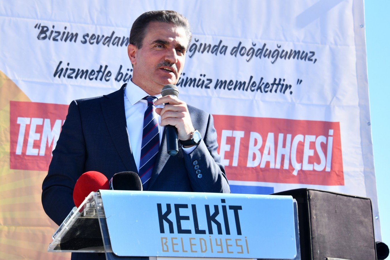 "Belediyeler, şehirlerine kimlik kazandıran eserlerle anılmalı";