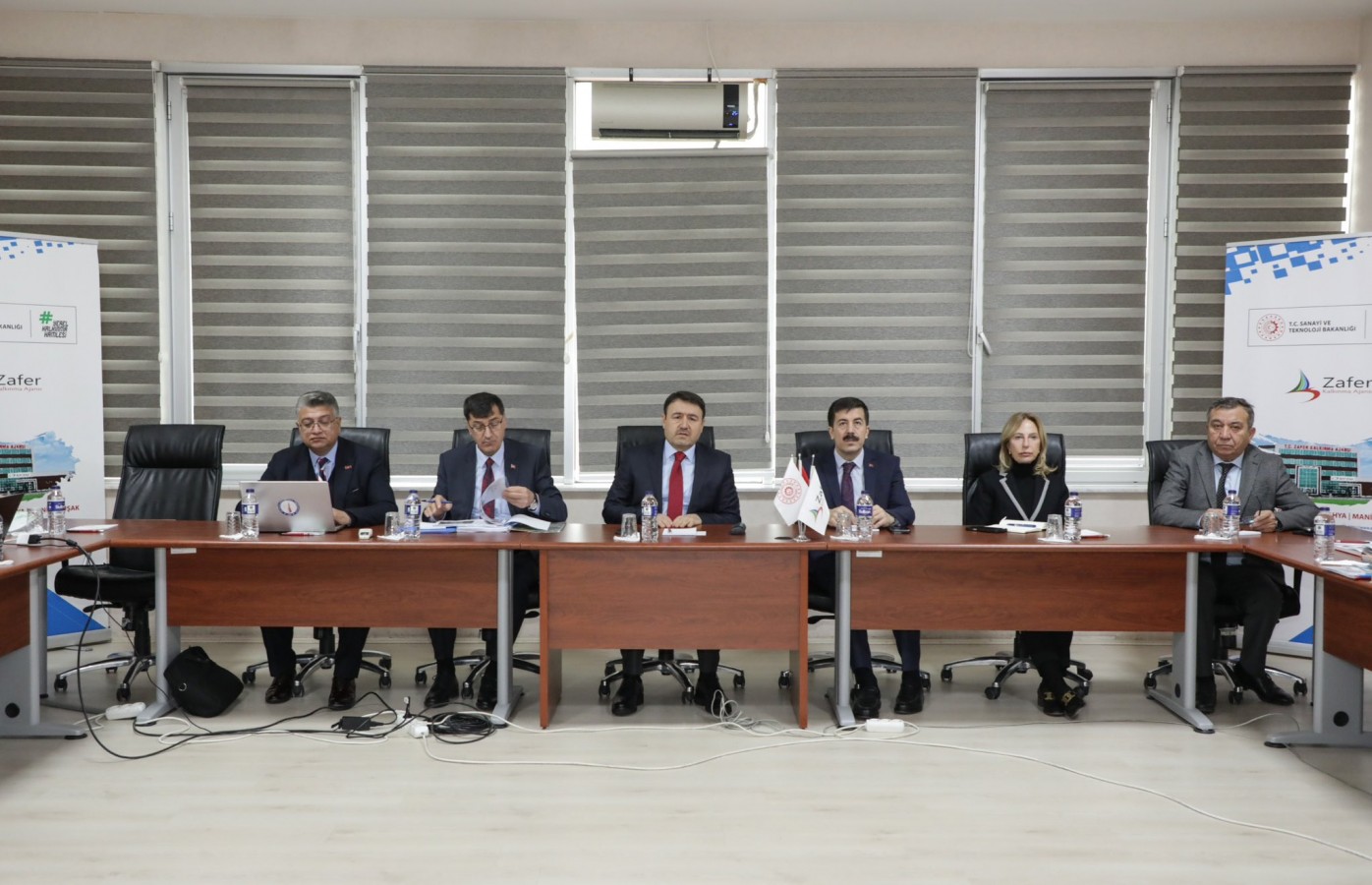 Vali Işın, turizm eylemlerinde son durumu değerlendirdi;