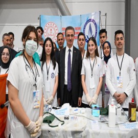 “Ahlakla yapılan iş sanata dönüşür”