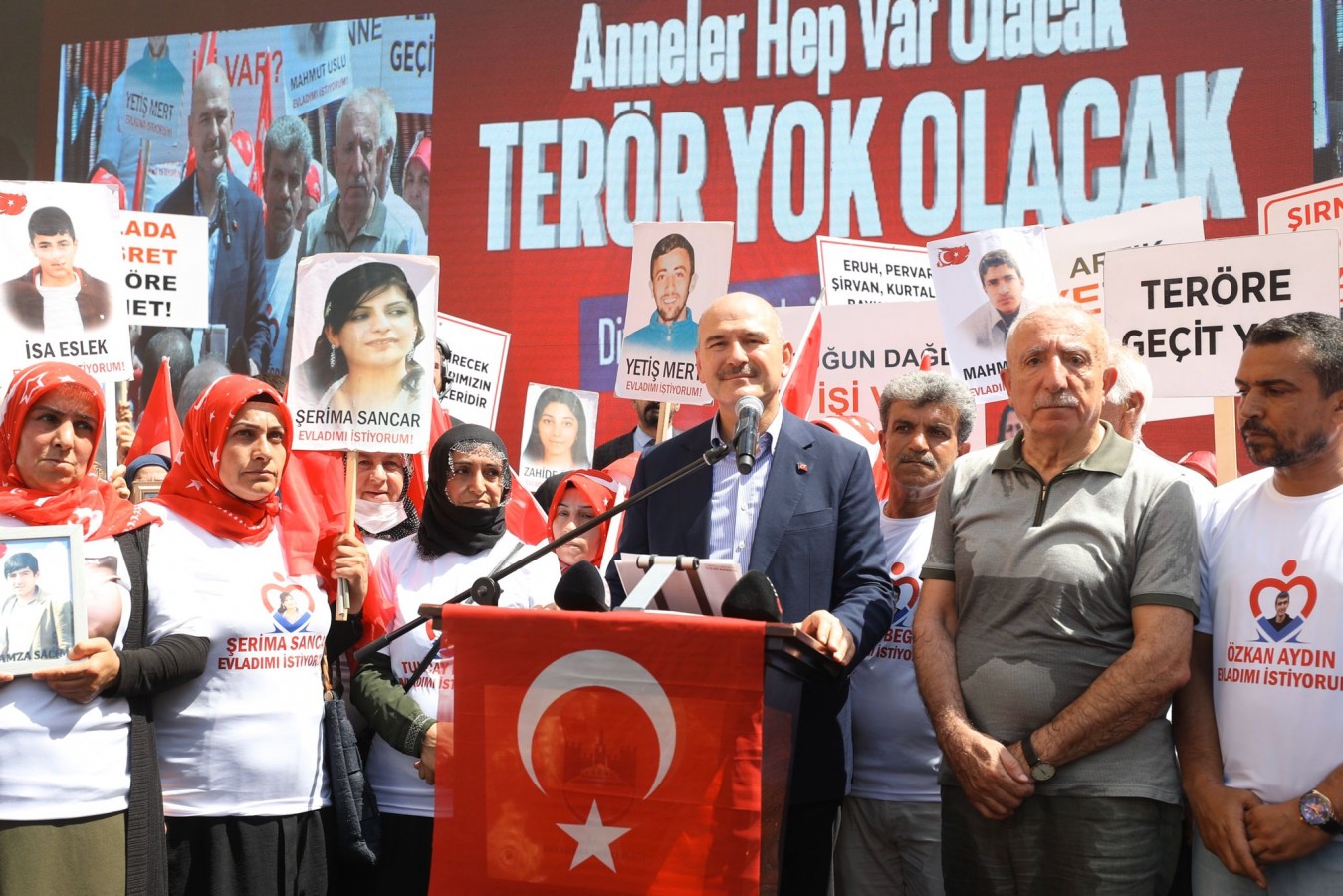 ‘Anneler hep var olacak, terör yok olacak’;