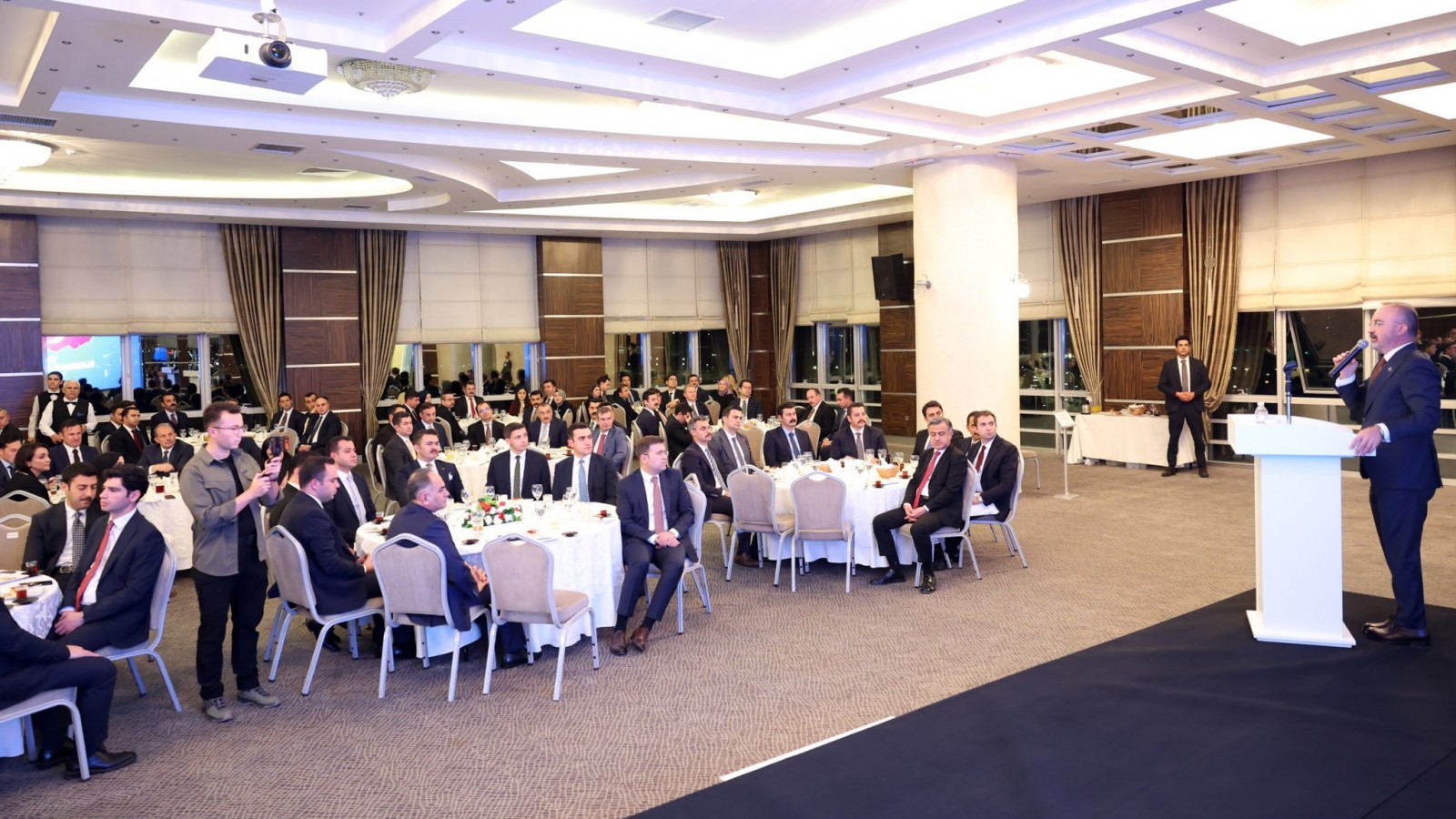 "Genç, enerjik, pırıl pırıl kaymakamlar geliyor";
