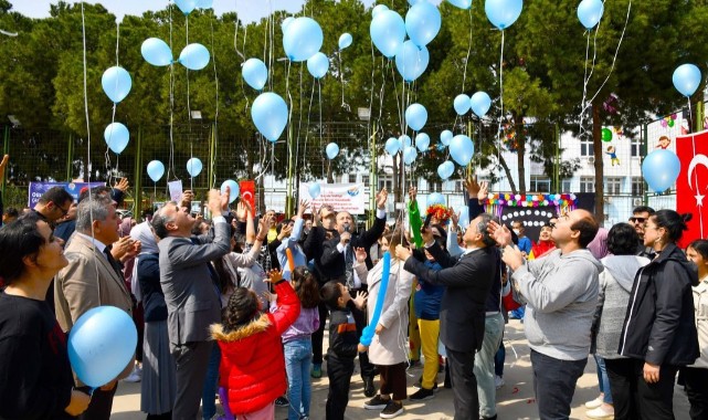 “Bir gün değil her gün otizmli çocuklarımızın farkında olacağız”