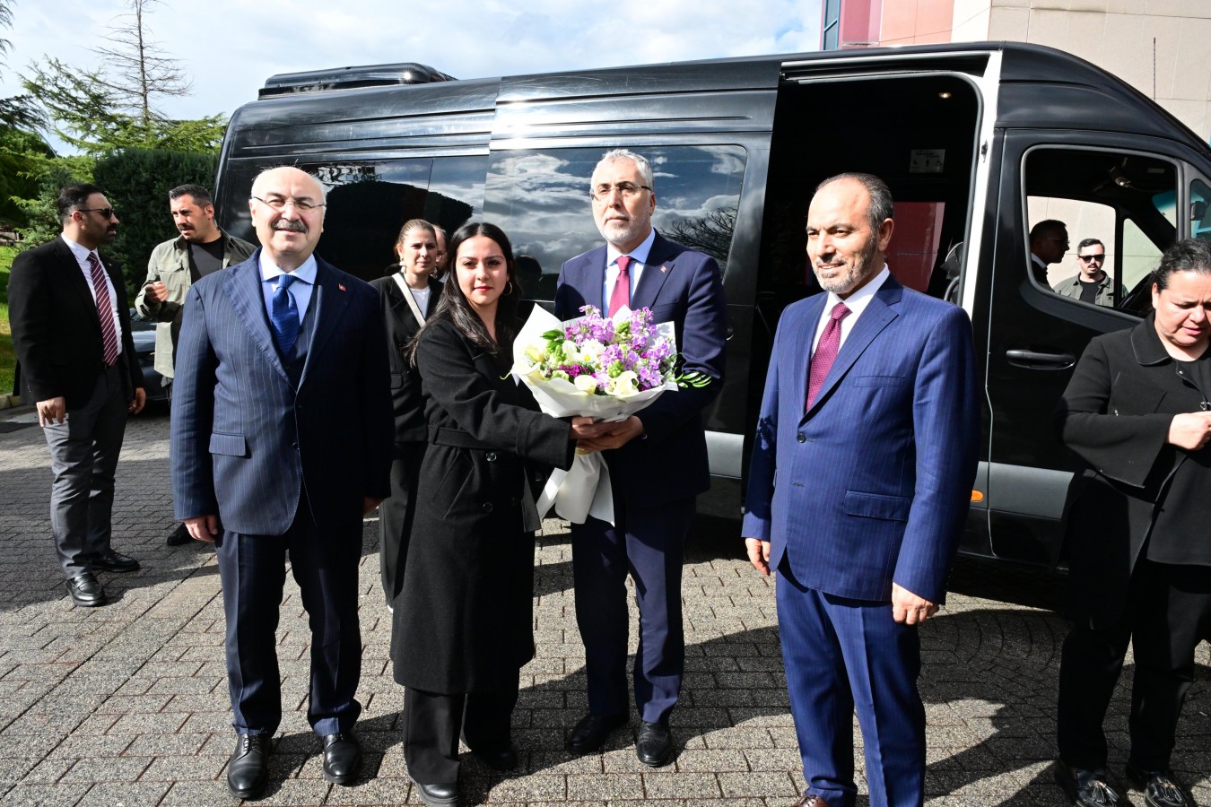 “Denizli, Türkiye Yüzyılı şehirlerimiz arasındaki seçkin konumuna emin adımlarla taşınacaktır”