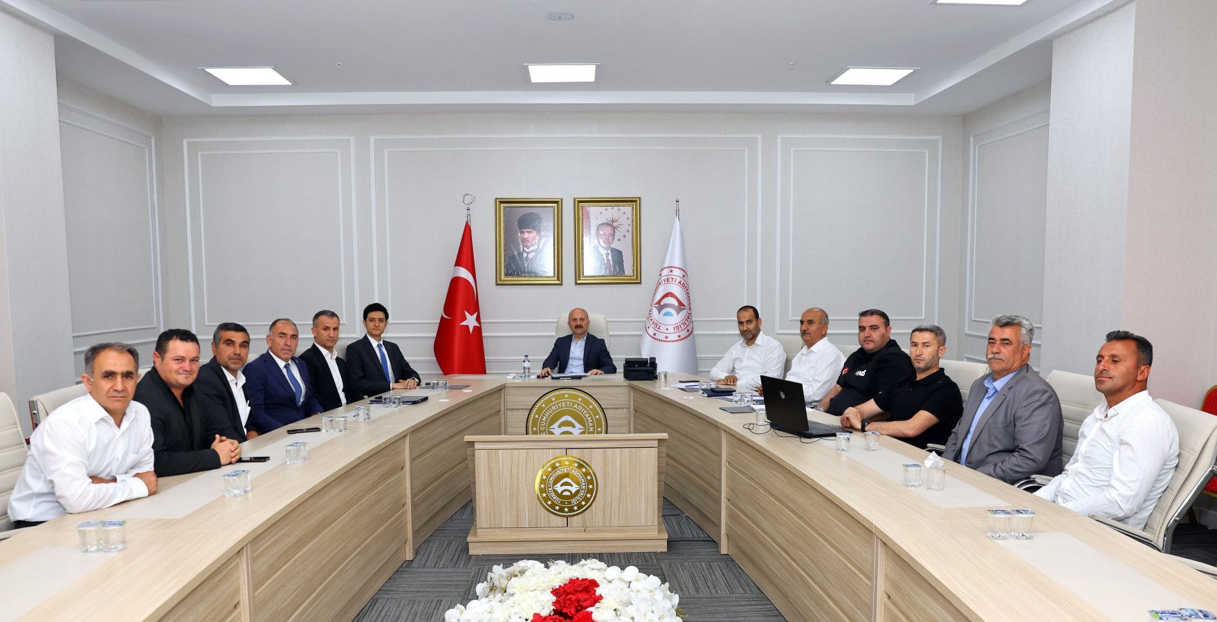 Vali Varol, köy muhtarlarına kulak verdi;