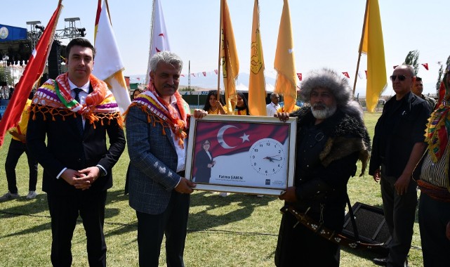 Karakeçili’de Ertuğrul Gazi’yi Anma ve Uluslararası Kültür Şenliği