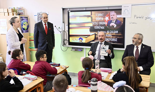 Vali Çalgan'dan ilkokul öğrencilerine iade-i ziyaret;