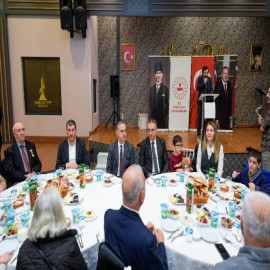 Sancaktepe’de şehit yakınları, gaziler ve vatandaşlar iftarda buluştu