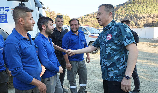 Bakan Yerlikaya Bilecik'te: 30 milyon TL acil yardım ödeneği aktarıldı;