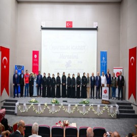 “Kur'an'ın rehberliğinde yetişen hafızlar geleceğimizdir”
