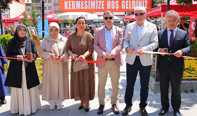 Bayburt'ta ihtiyaç sahiplerine devlet eli uzatıldı: ''Onların hayatlarına katkı sunmak hepimizin ortak sorumluluğu'';