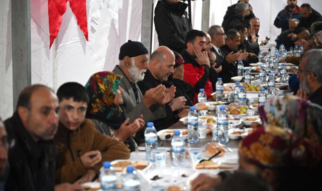 2 milyon 650 bin depremzede çadırda kalıyor