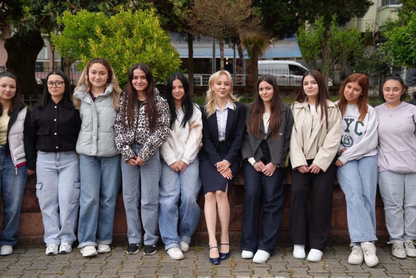 "Kendini geliştiren bir gençlik, güçlü bir toplumun temelini oluşturur"
