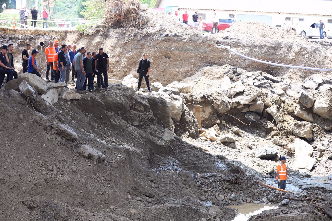 Kayıp kepçe operatöründen 9. günde acı haber geldi;