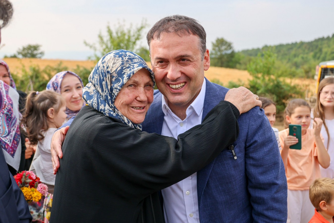 76 yaşında ilk kez vali görünce isteklerini sıraladı;