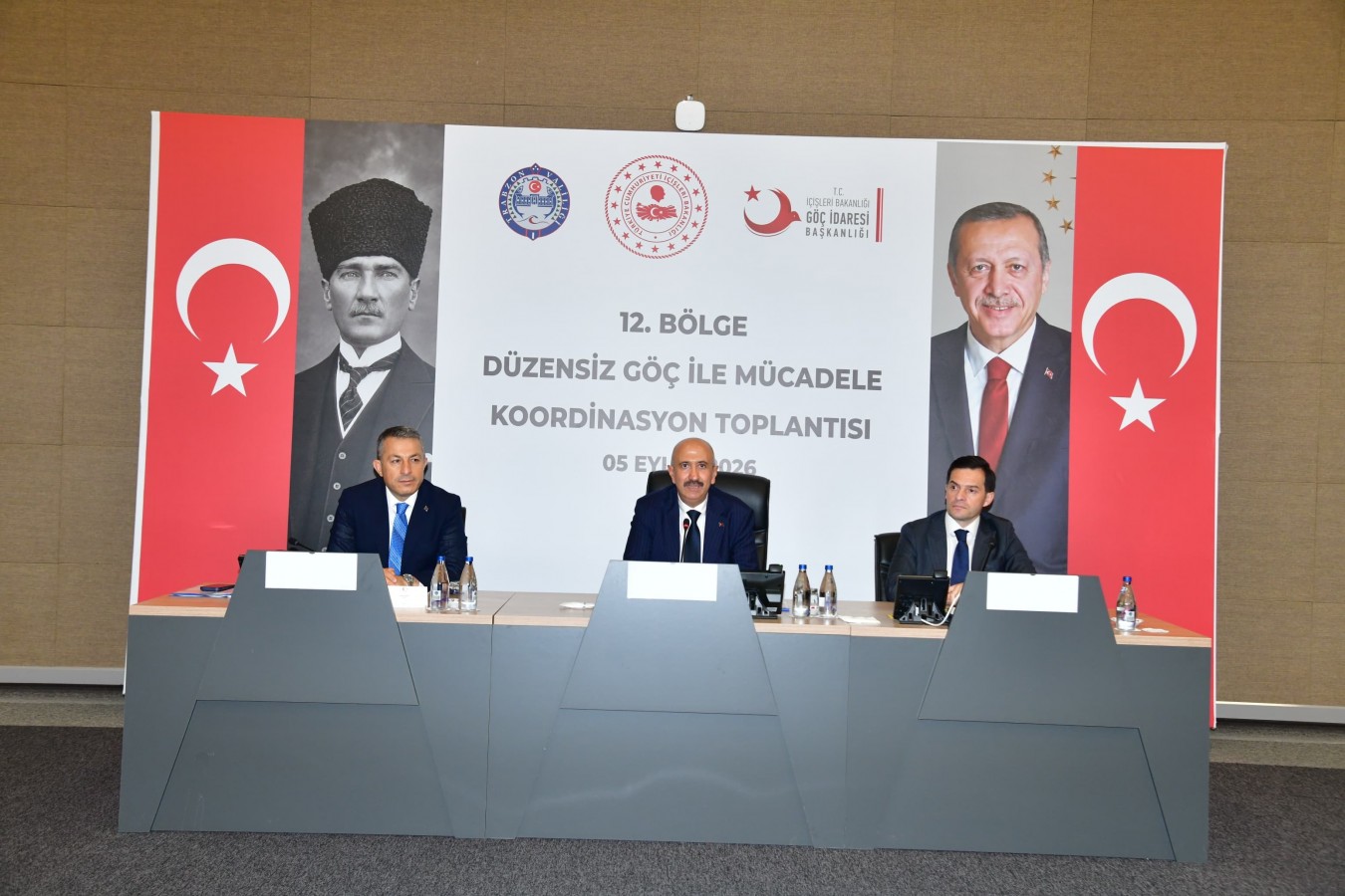 “Düzensiz göçle mücadelede alınan tedbirleri değerlendirdik”