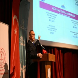 “Şehirleri yeniden kurduk, şimdi nesilleri iyi şekilde yetiştirmek zorundayız”