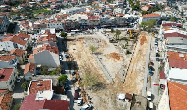 Urla’nın merkezine yeşil alan ve otopark