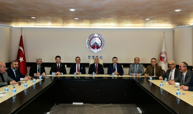 "Trabzon’un yakalamış olduğu ivmeyi yukarılara taşımalıyız"