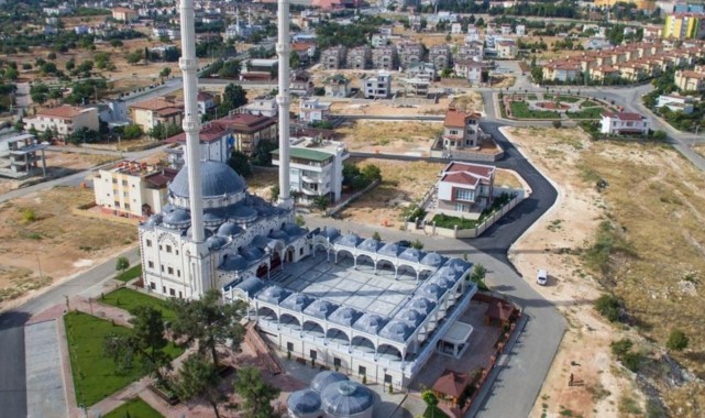 Valilik: Bir kişi benzin döküp camiyi yakmaya kalktı