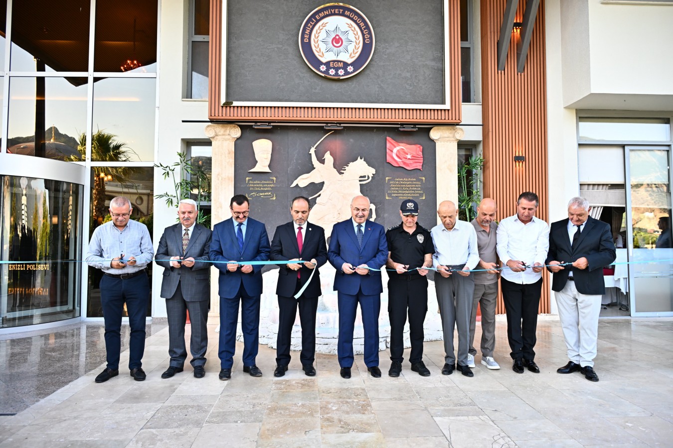 Denizli'de Miryokefalon Zaferi Anıtı törenle açıldı