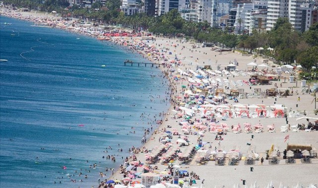 Antalya’ya gelen turist sayısı 7 milyonu geçti