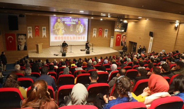 Cizre’de santur dinletisine yoğun ilgi