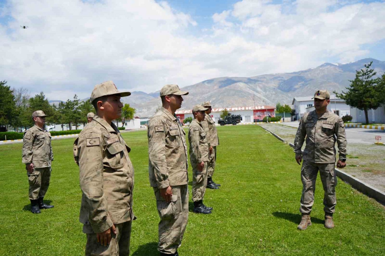 Vali Aydoğdu talimat verdi, Buğra çakı gibi asker oldu