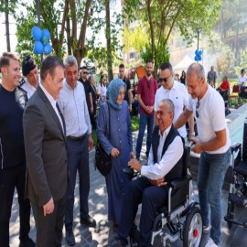 Bilecik’te 5 ton plastik kapak, 17 tekerlekli sandalyeye dönüştü