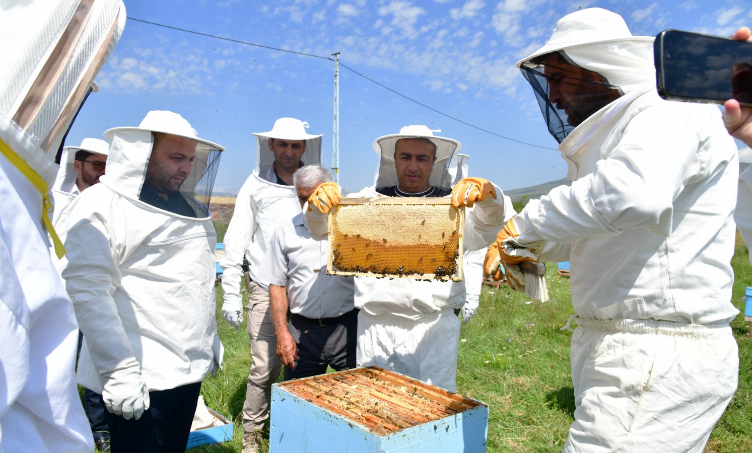 "Türkiye’nin en kaliteli balını Ardahan’da üretiyoruz";