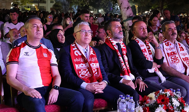 Sivasspor'un 58. yıl dönümü coşkuyla kutlandı: ''Bir olacağız, beraber olacağız, Sivaspor'u yuvasına yeniden getireceğiz''
