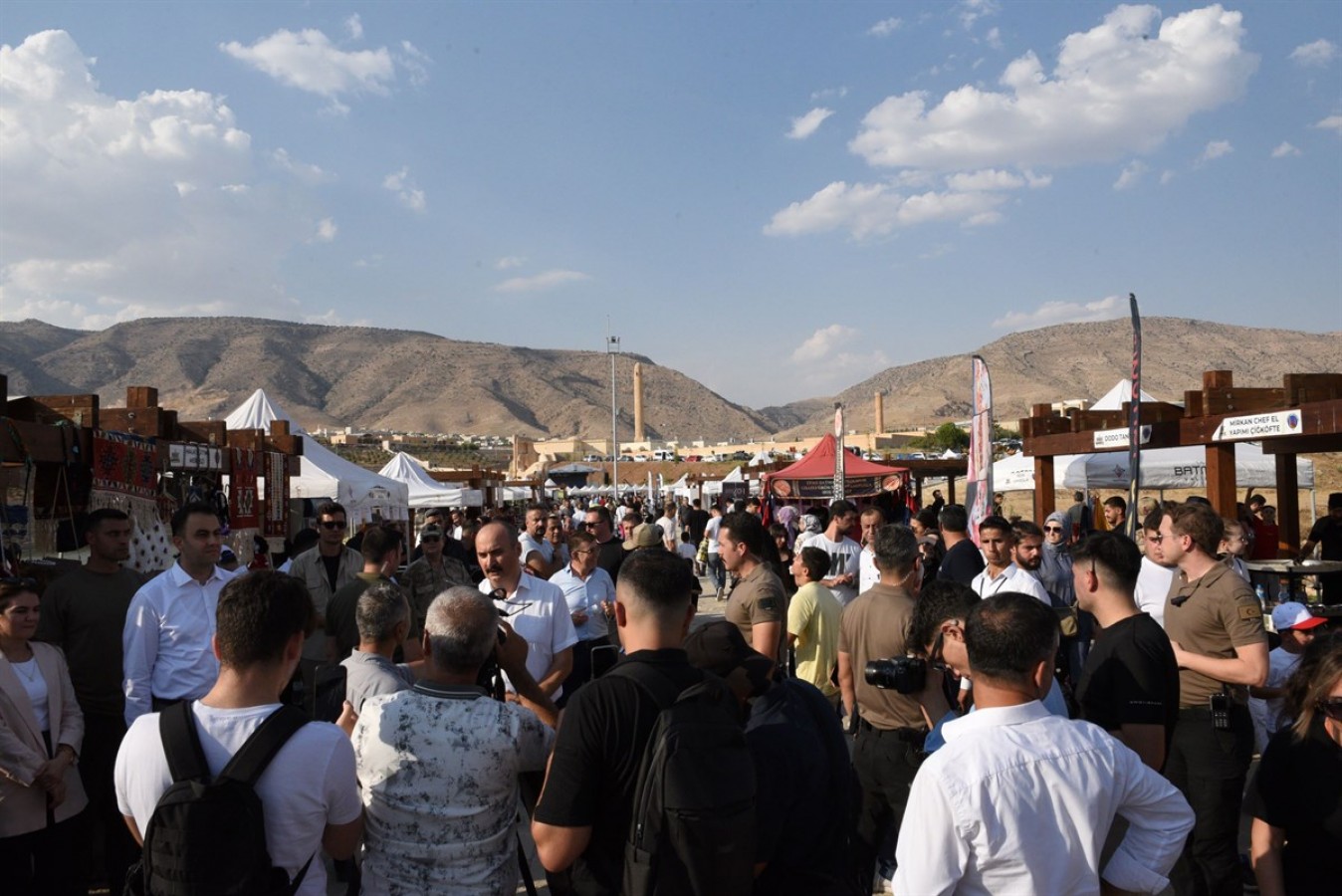 Mezopotamya'nın kalbi Hasankeyf'te festival coşkusu;