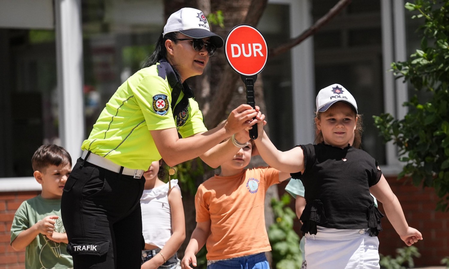 Bakan Yerlikaya duyurdu: "Yeni eğitim-öğretim yılında denetimler artacak";