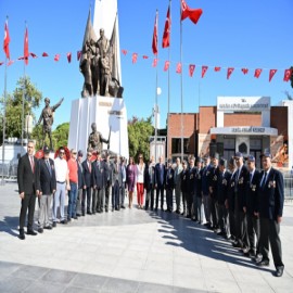 Manisa'nın 104 yıllık gururu: "8 Eylül hür yaşama kararlılığımızın simgesidir"