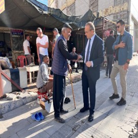 "Valim, belediye başkanları varken derdimizi size yazıyoruz" diyerek yardım istedi