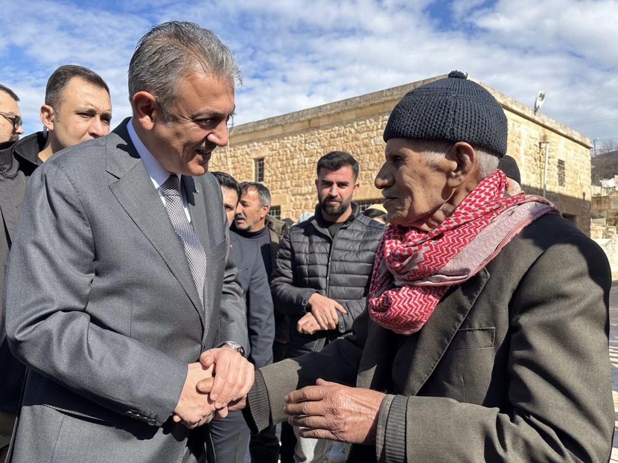 “Vatandaşın ayağına giderek sorunları yerinde çözüyoruz”;