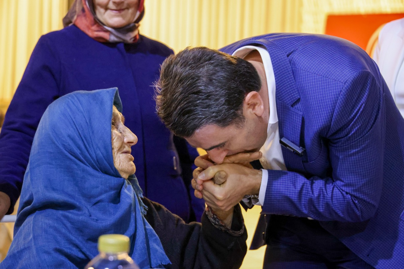 "Aile kavramı toplumun temel taşıdır"